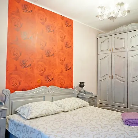 Tvoy Ostrov On Nezavisimosti Apartment *